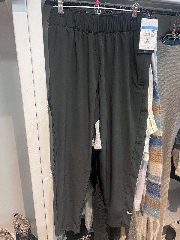 NIKE DriFit buxur