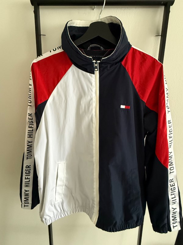 TOMMY HILFIGER windbreaker jacket