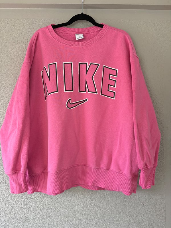 Nike peysa