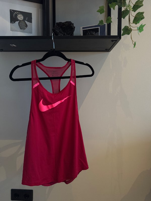 Nike bolur