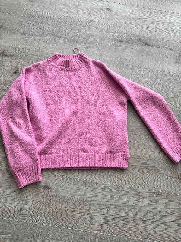 Pink sweater
