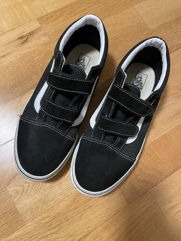Vans svartir
