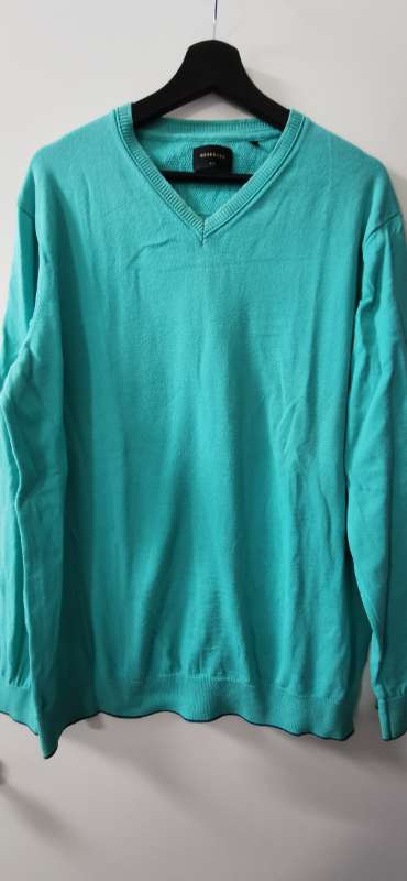 RESERVED GREEN SWEATER