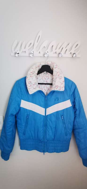 NIKE REVERSIBLE JACKET