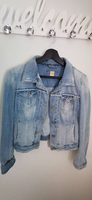 HUGO BOSS WOMEN'S DENIM JACKET
