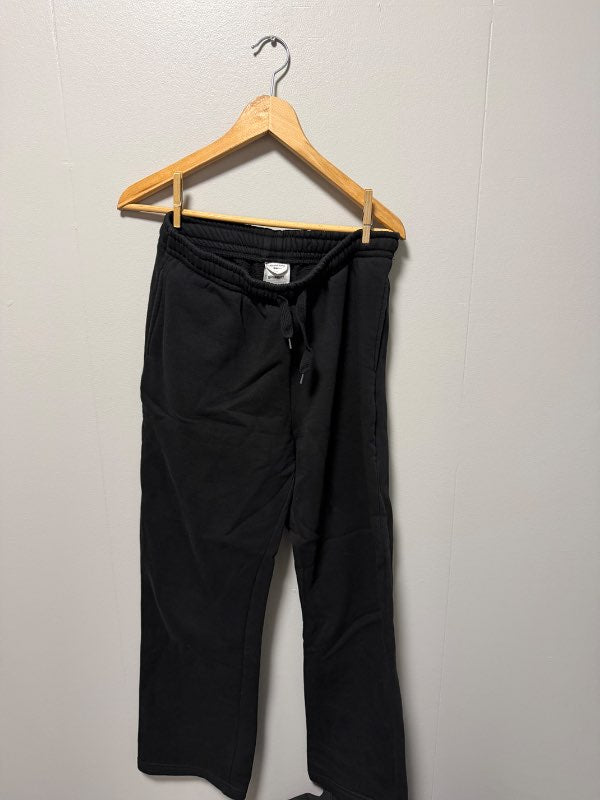 Jogging buxur svartar Gina Tricot