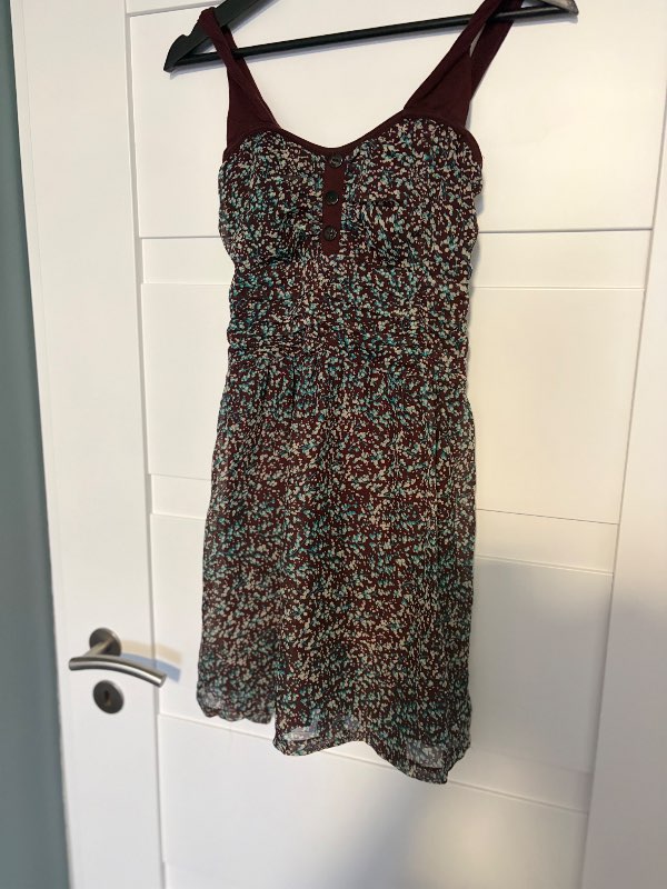 Short corolful dress