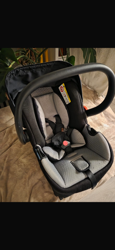 Baby car seat