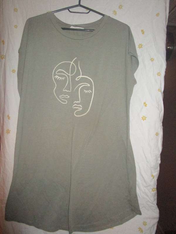 PRIMARK síður bolur