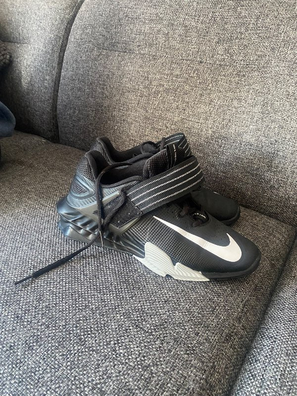 Nike lyftingarskór