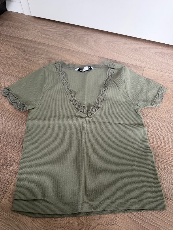 Green t-shirt