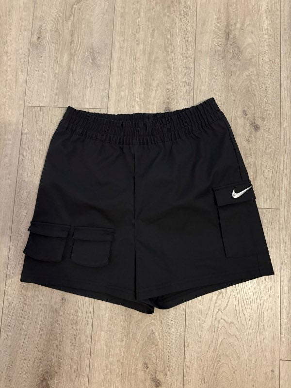 Nike stuttbuxur