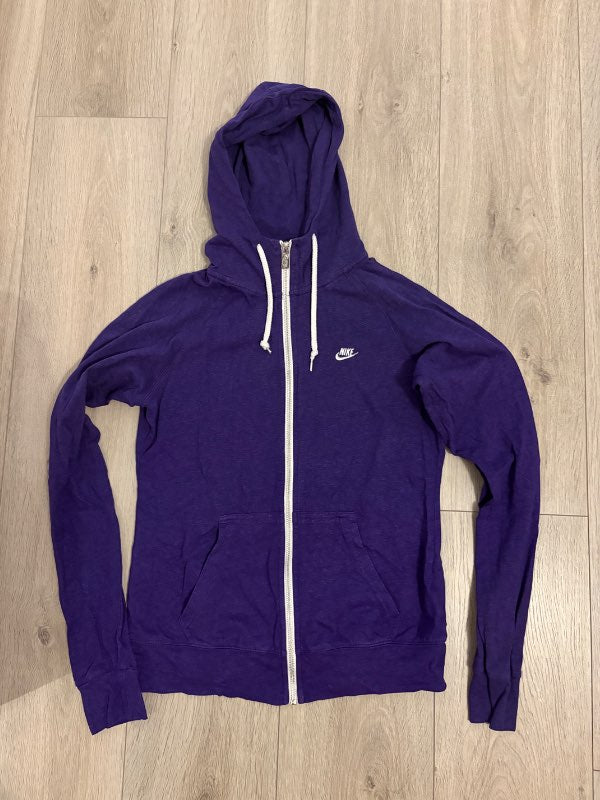 Nike fjólublá peysa