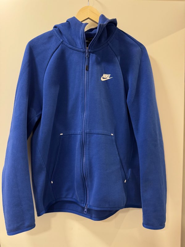 Nike tech fleece peysa blá
