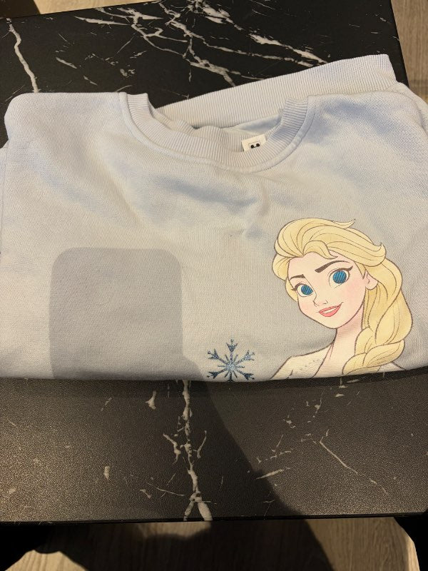 S ljós blá elsu peysa