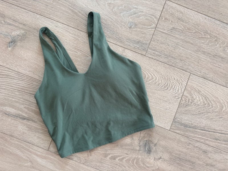 Grænn íþróttatoppur