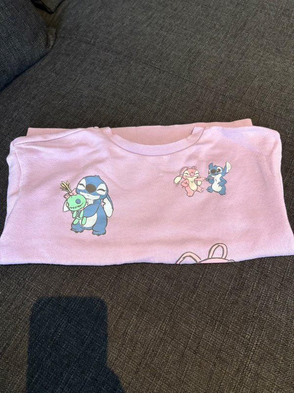 Stitch peysa