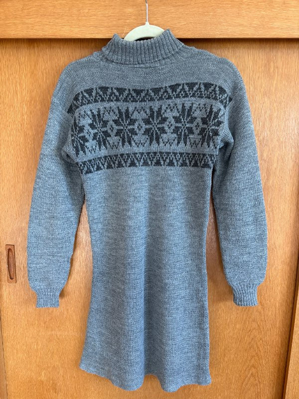 Prjónaður peysukjóll