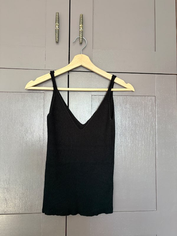 RESERVED black top