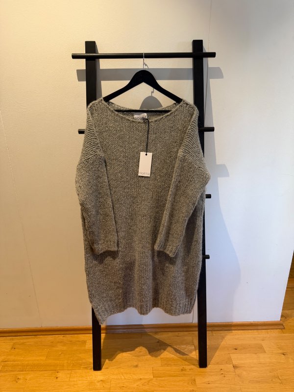 Peysukjóll Noella NÝR