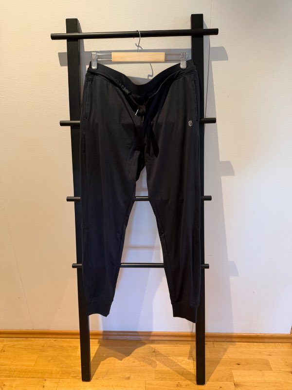 Buxur BORN PRIMITIVE