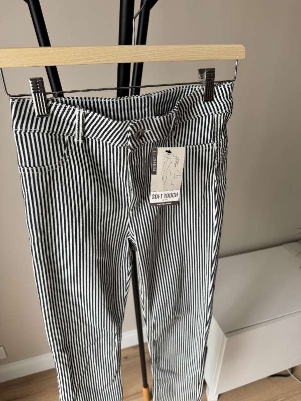 Calzedonia röndóttar buxur