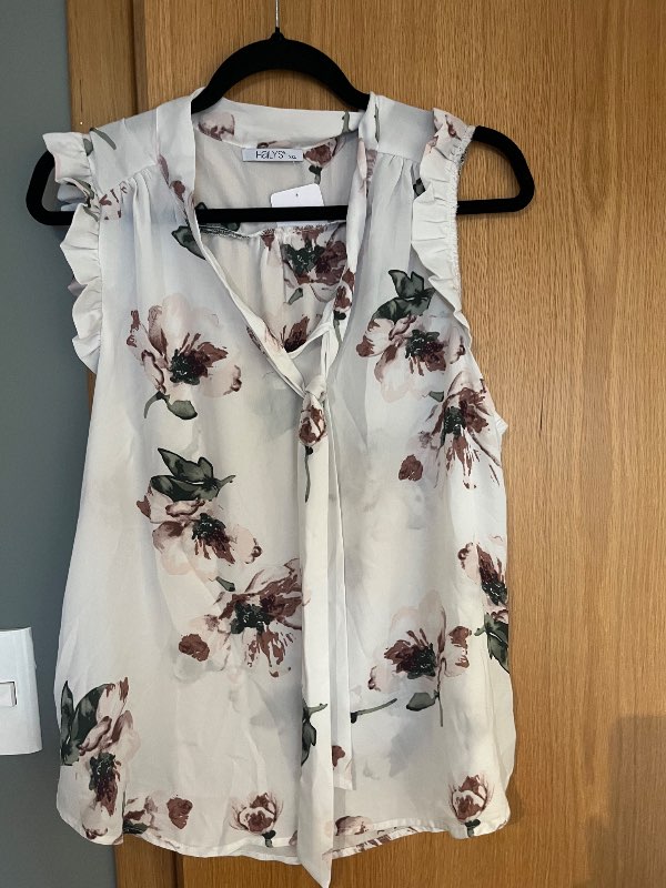 V.Blómabolur Hailys