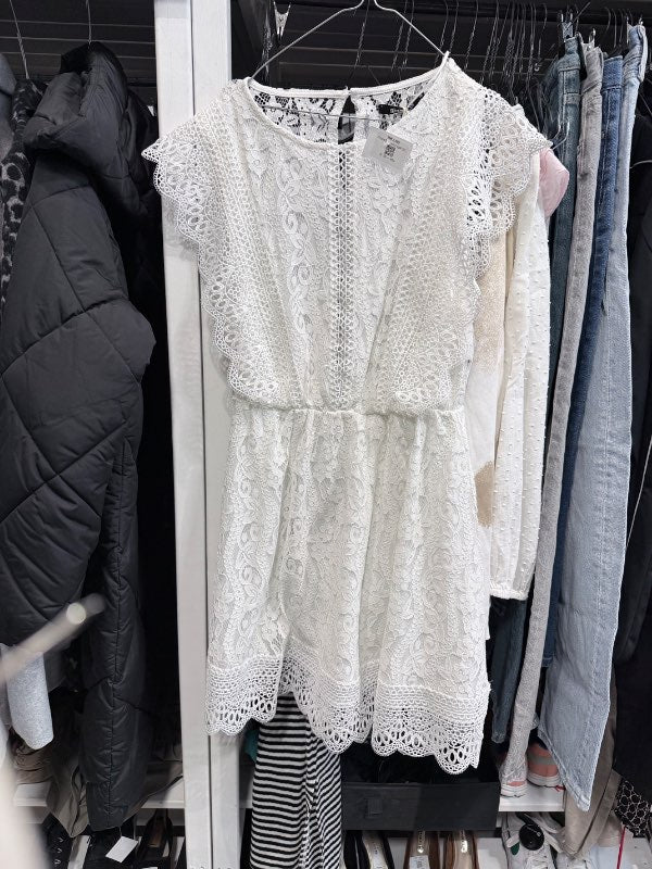 Ónotaður hvítur kjóll GIna Tricot
