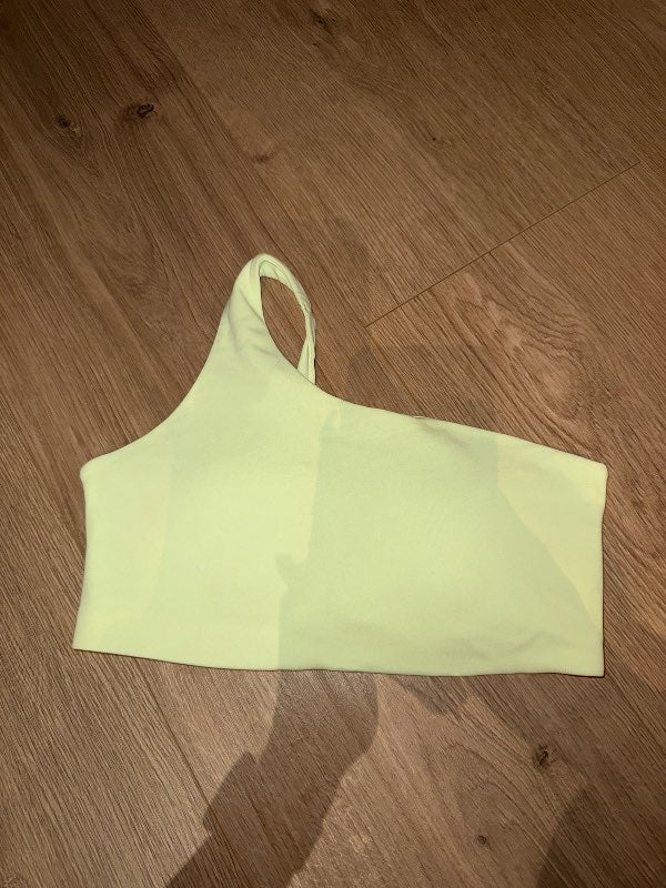 Nike gulur ræktartoppur