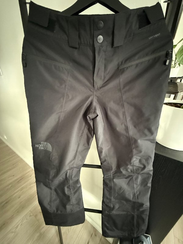 THE NORTH FACE DRYVENT insulated trousers