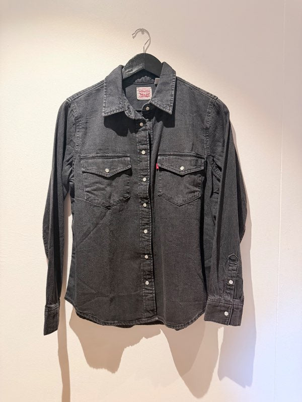 Levis skyrta svört