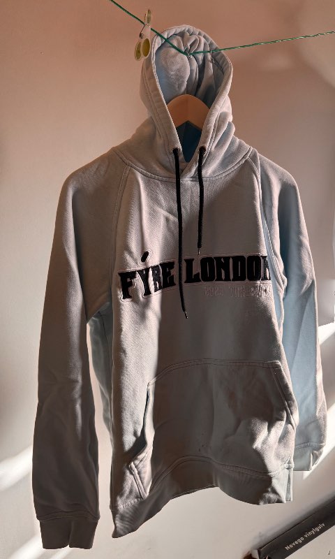 Fýre London peysa