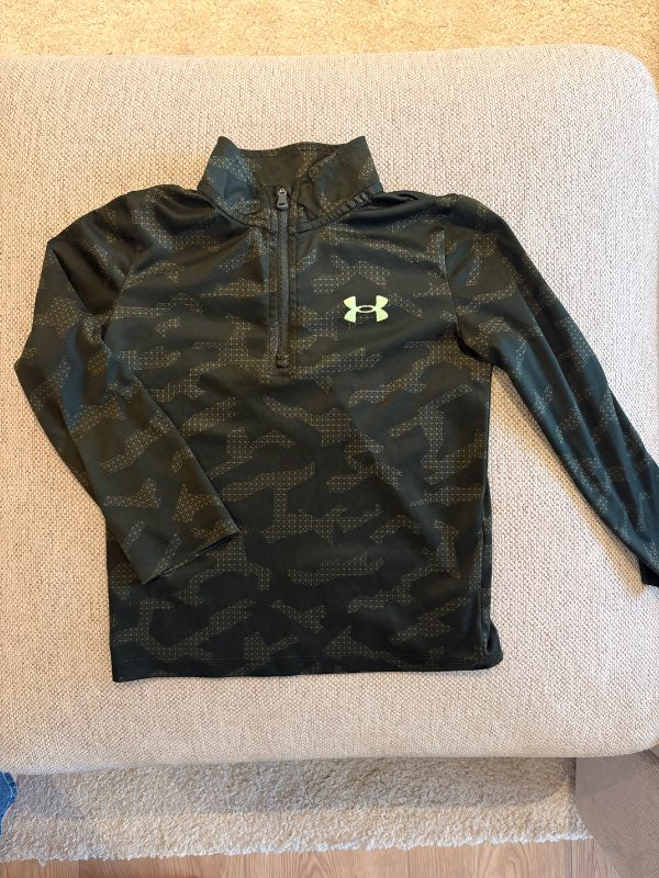 Íþróttapeysa, Under armor