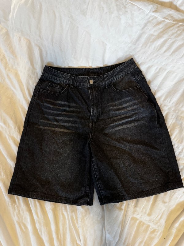 Svartar Galla Stuttbuxur