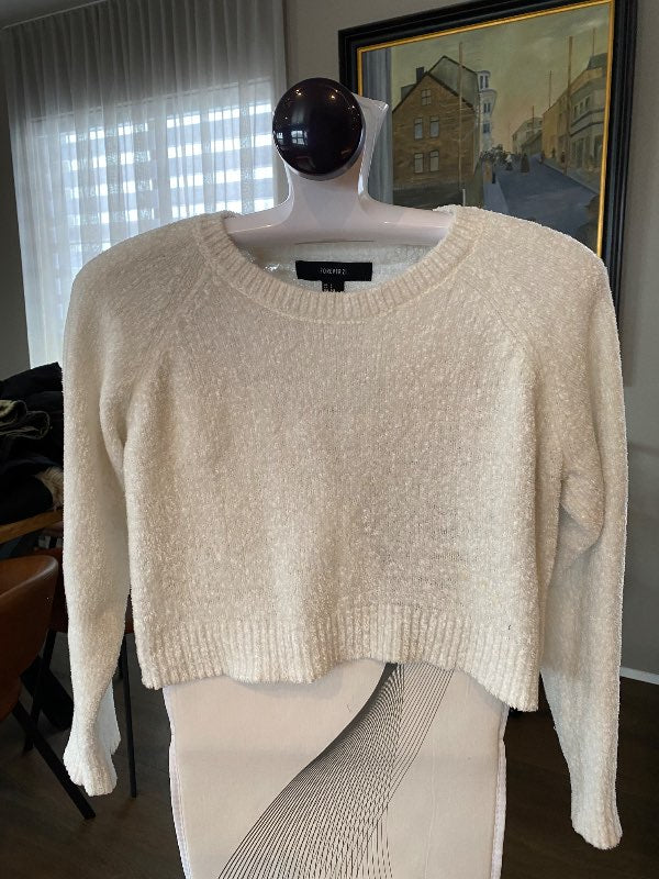 F21 white