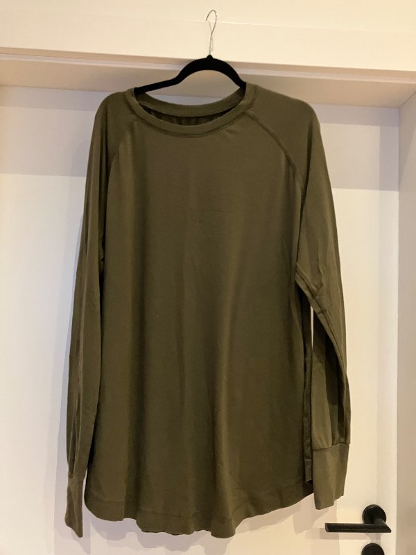 Grænn siðerma bolur