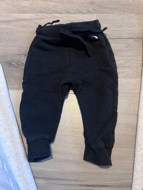Buxur svartar lindex