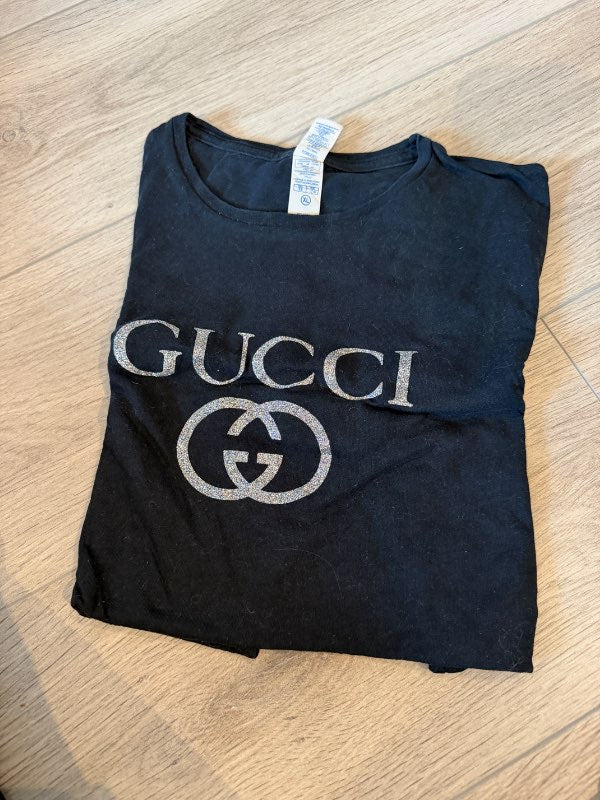 Stuttermabolur Gucci