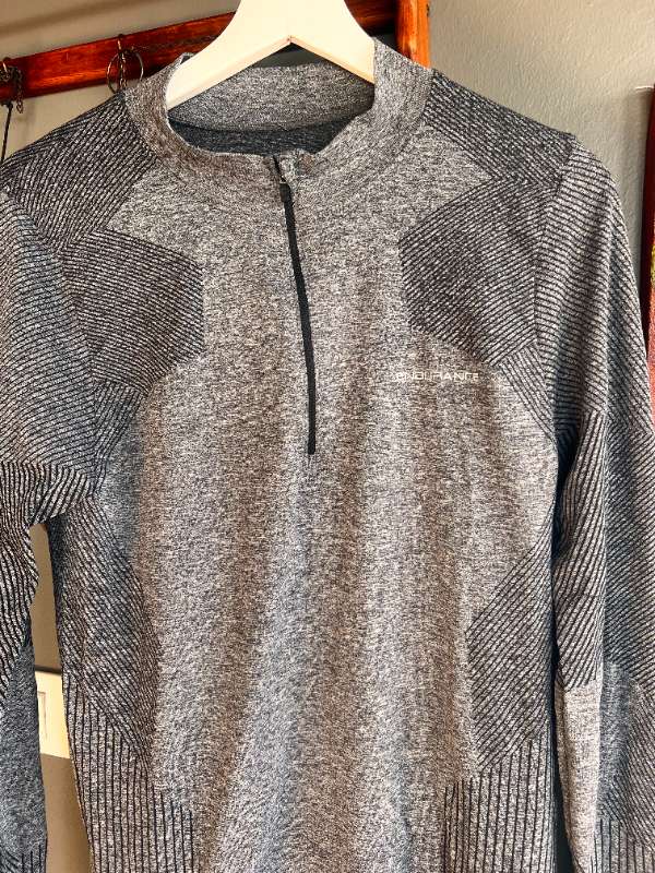 Nike grár síðerma