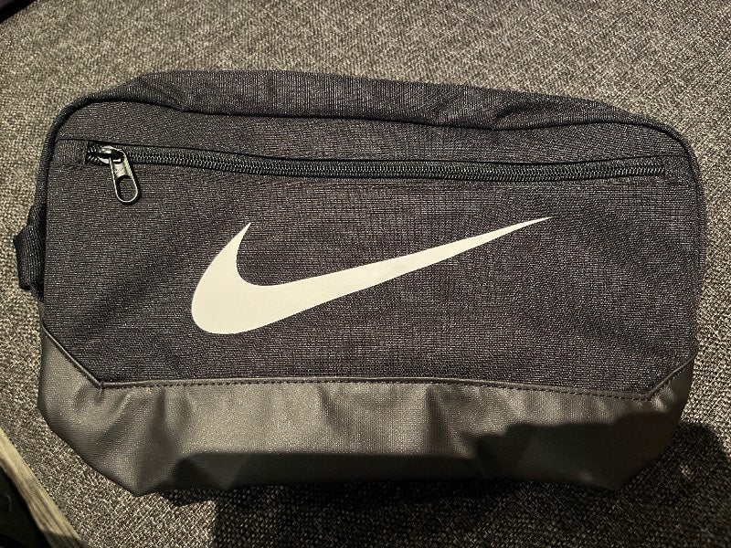 Nike taska