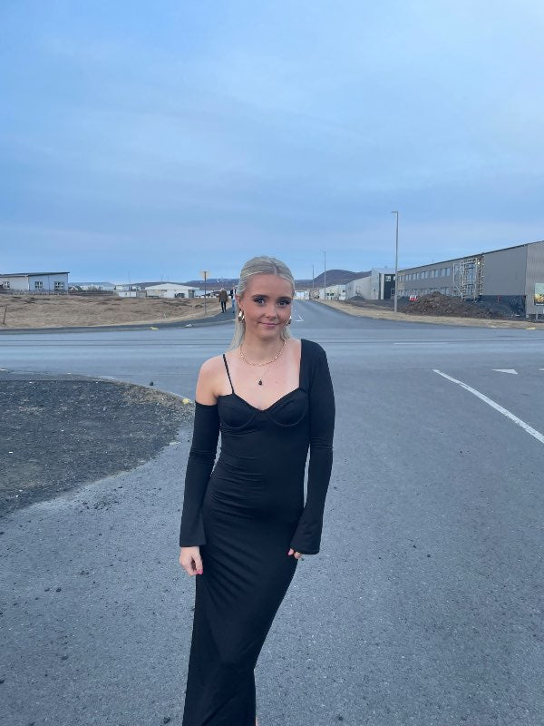 Oh polly svartur kjóll