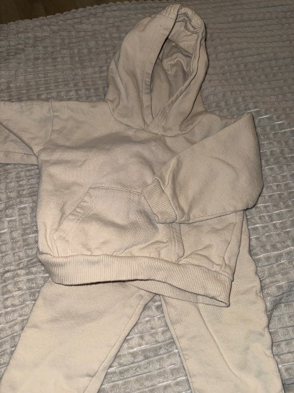 Primark hettupeysa og buxur