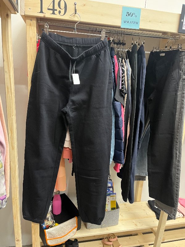 Jogging buxur svartar