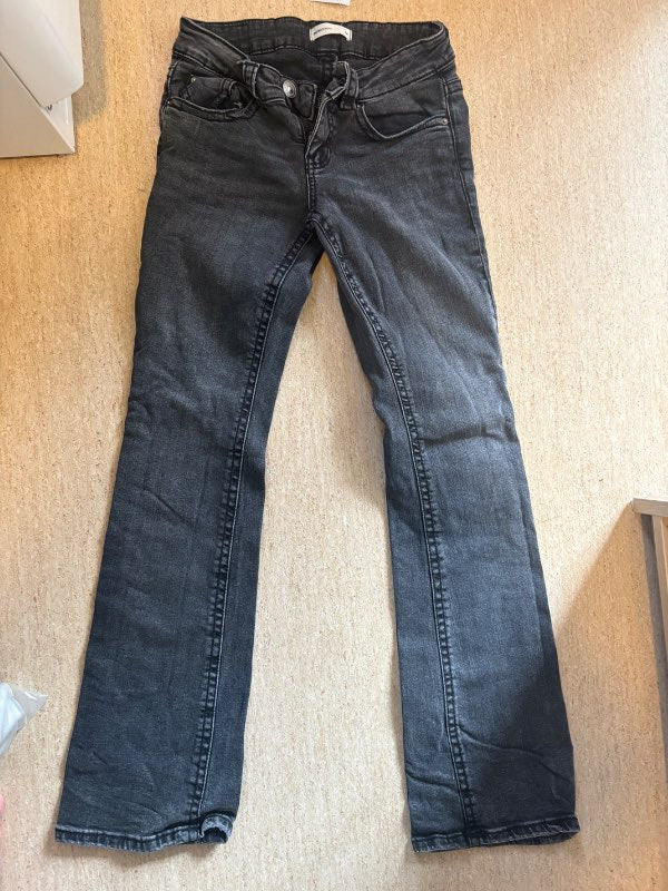 Perfect jeans beinar niður