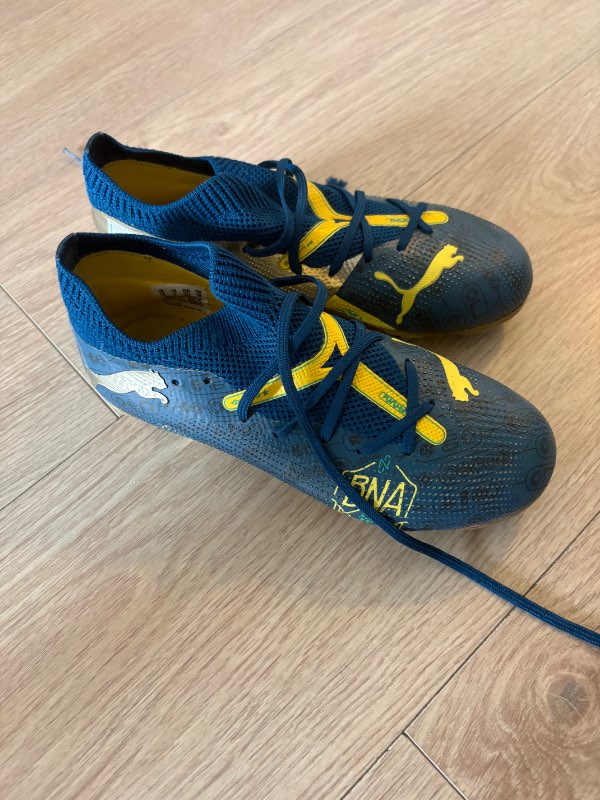 Puma fótboltaskór
