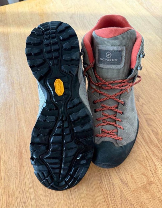 Léttir Scarpa gögnuskór