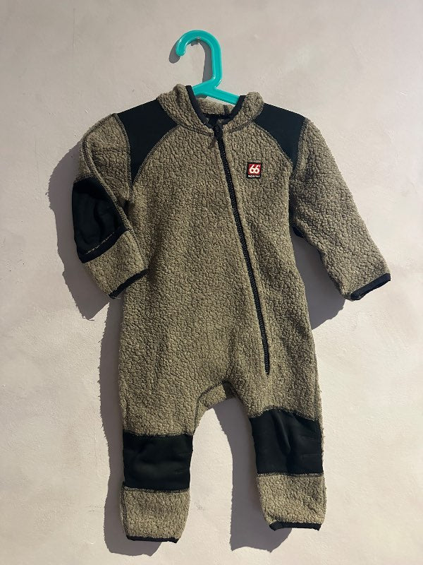 66 Náttfari grábrúnn