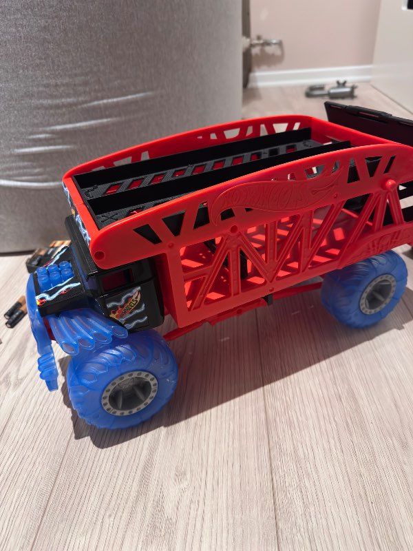 Hot wheels truck