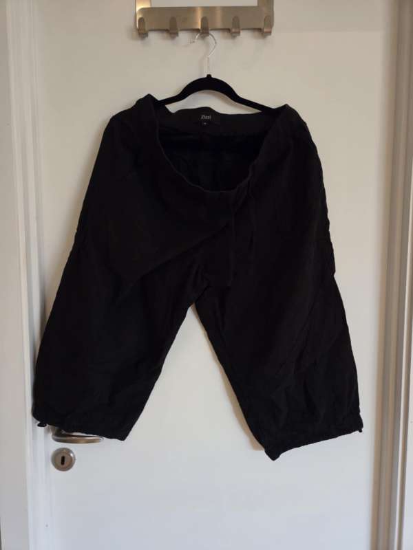 Zizzi svartar kvart buxur st. m