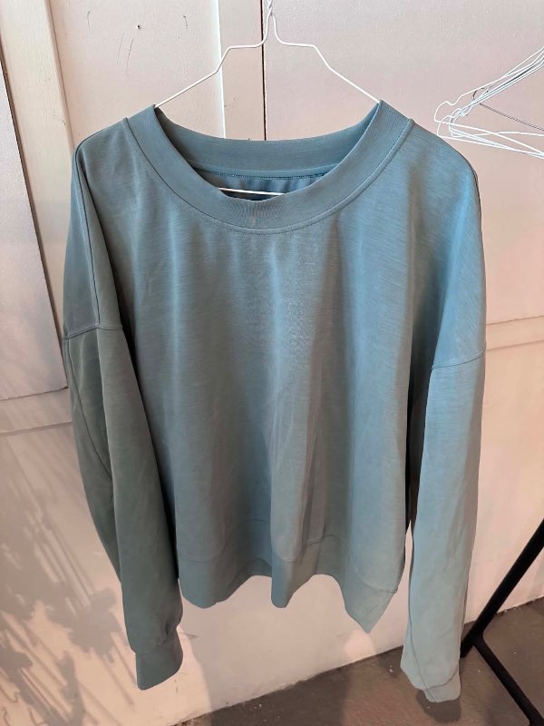 Lululemon peysa MIA
